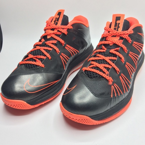 Nike Lebron 10 Low Size 9.5 Black Basketball Shoes - Picture 2 of 6